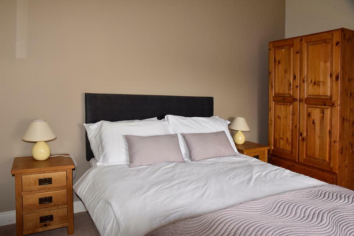 Townley Hall Apartments 슬레인 외부 사진